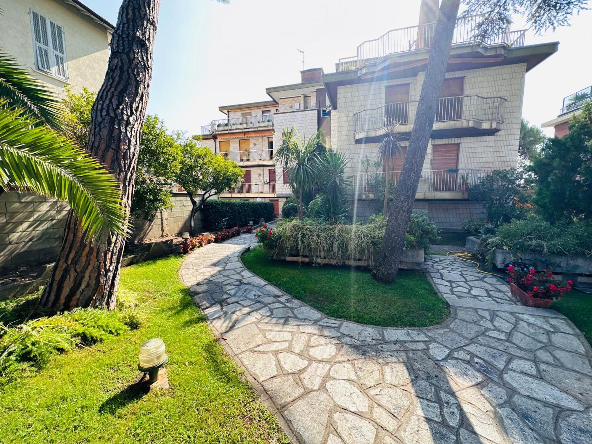 Suite Duca Sanremo - Garden & Seaview Екстериор снимка